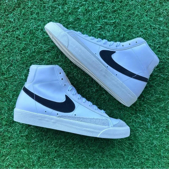 Nike Blazer Mid ‘77 White / Black - Picture 8 of 9